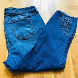 Torrid stretch jeans with lace